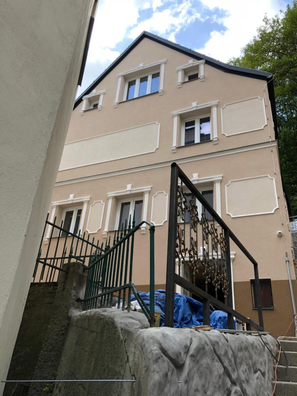 Ioannis * Karlovy Vary